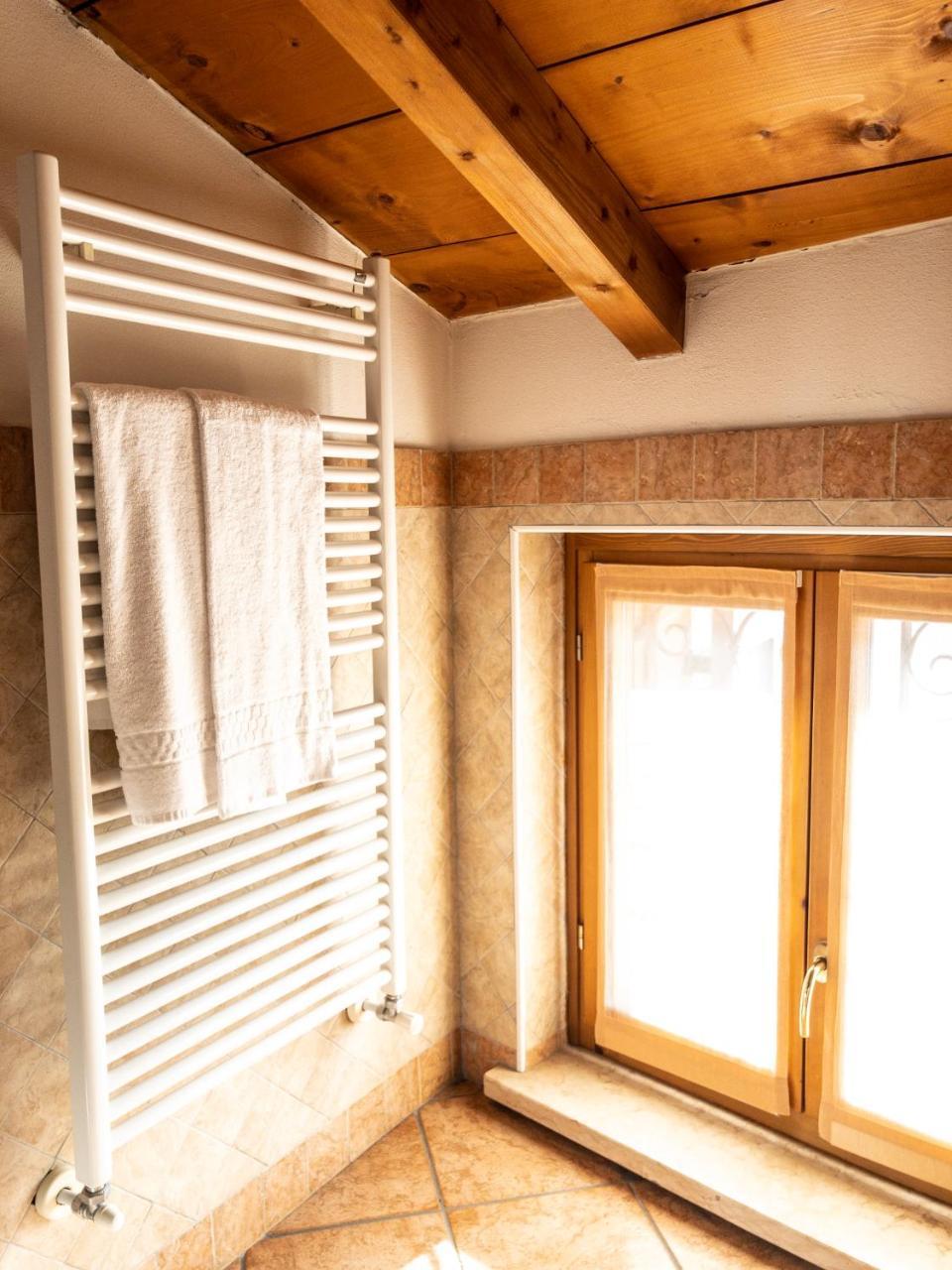 Hotel Le Finestre Su Borghetto Valeggio sul Mincio Esterno foto